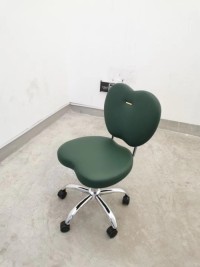 High Quality Revolving Chair